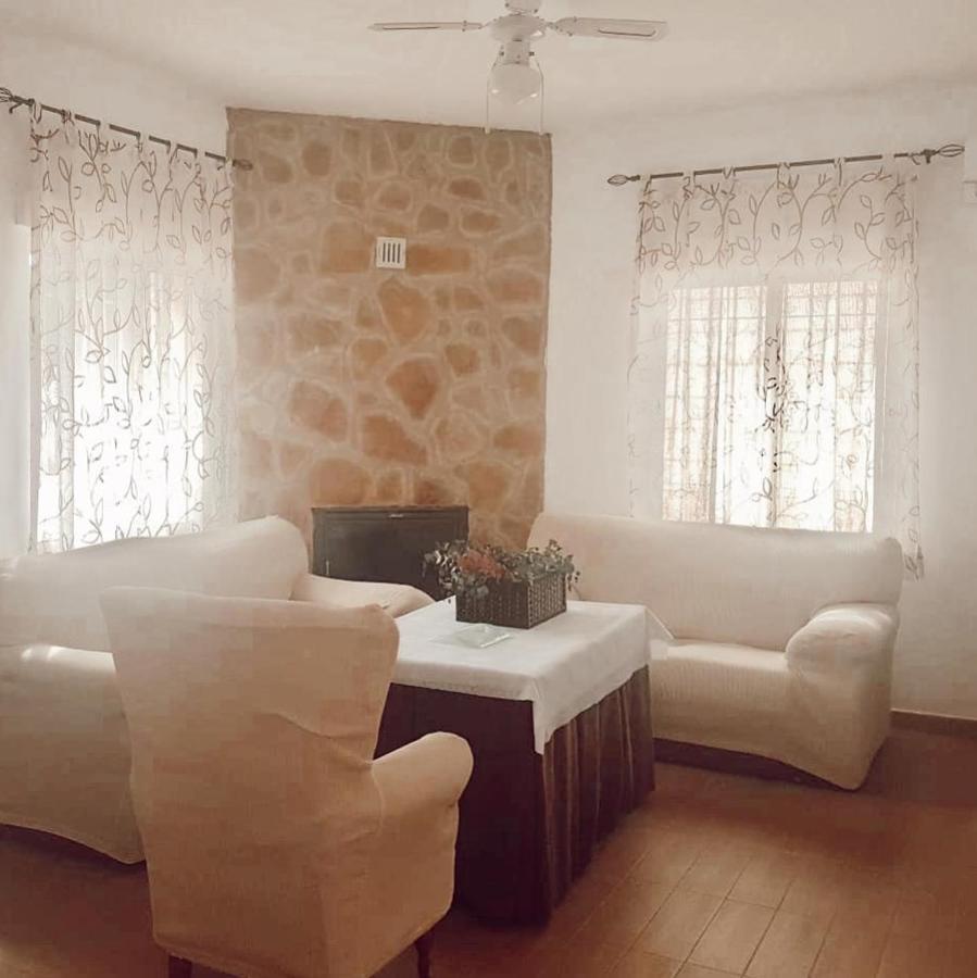 Casa con piscina de agua salada Villa Pepucho 1 Cordova Esterno foto