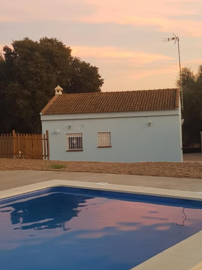 Casa con piscina de agua salada Villa Pepucho 1 Cordova Camera foto