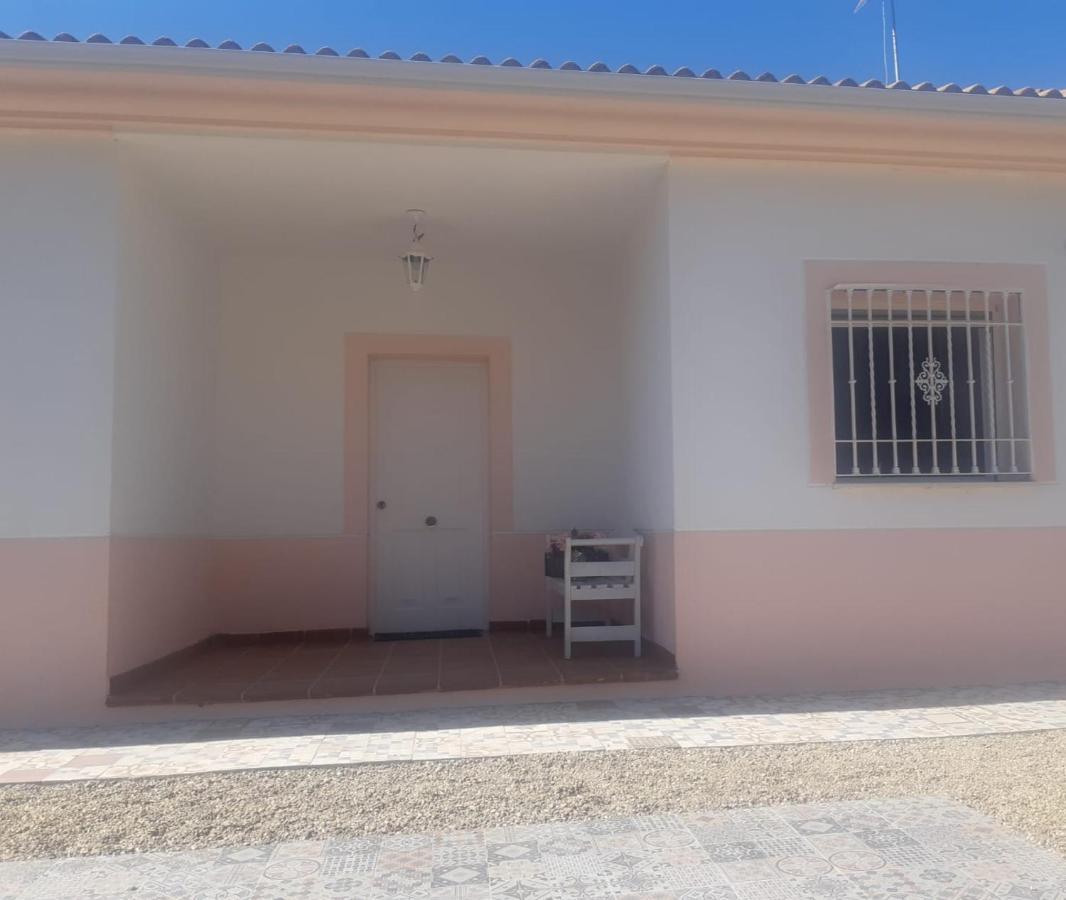 Casa con piscina de agua salada Villa Pepucho 1 Cordova Esterno foto